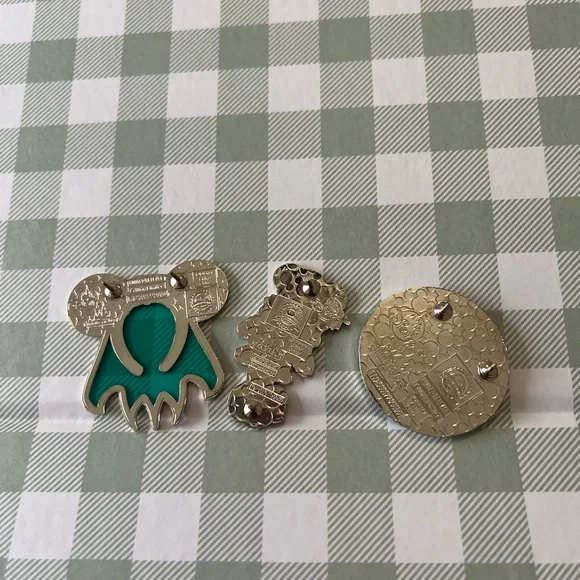 Disney Minnie Mouse Main Attractions Haunted Mansion Pin Set - Picture 5 of 8